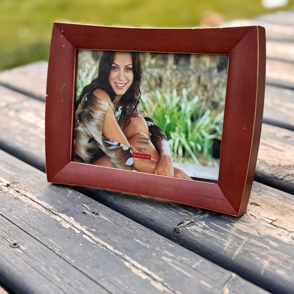 Classic Mahogany Picture Frame